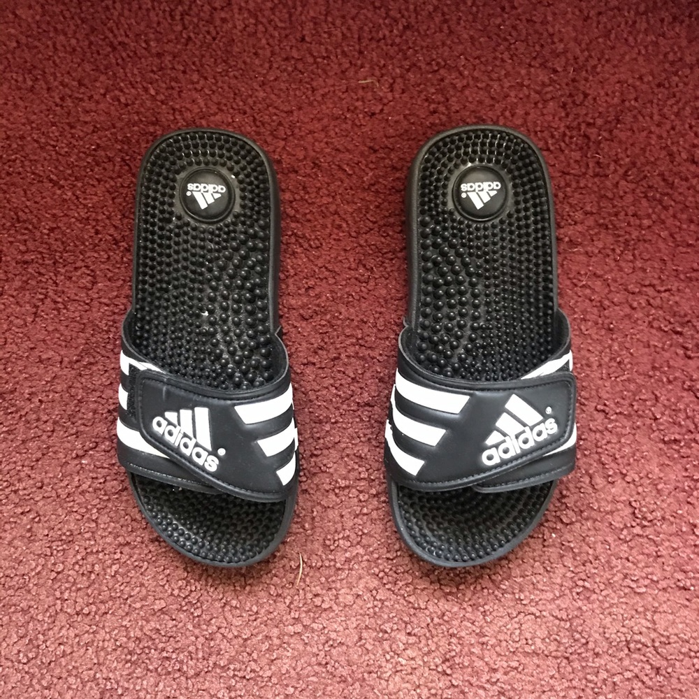 Adidas Flip Flops - Picture 2 of 2
